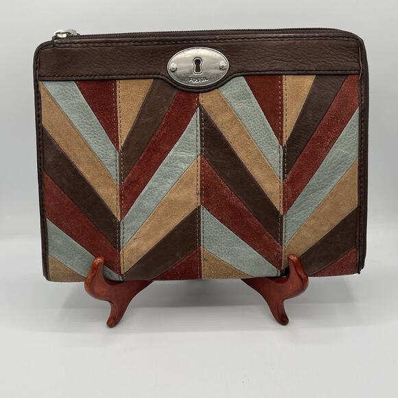 FOSSIL Leather Suede Chevron Tablet Case Zipper Career Classic Designer - Picture 1 of 13